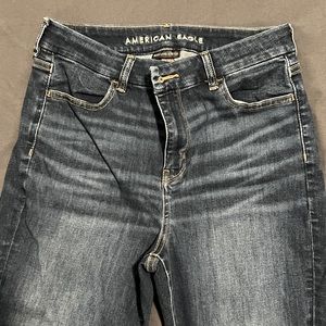 AE jeans - like new, short